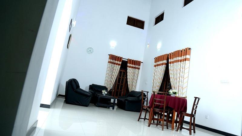 Grand Hilton Hotel Negombo Exterior foto
